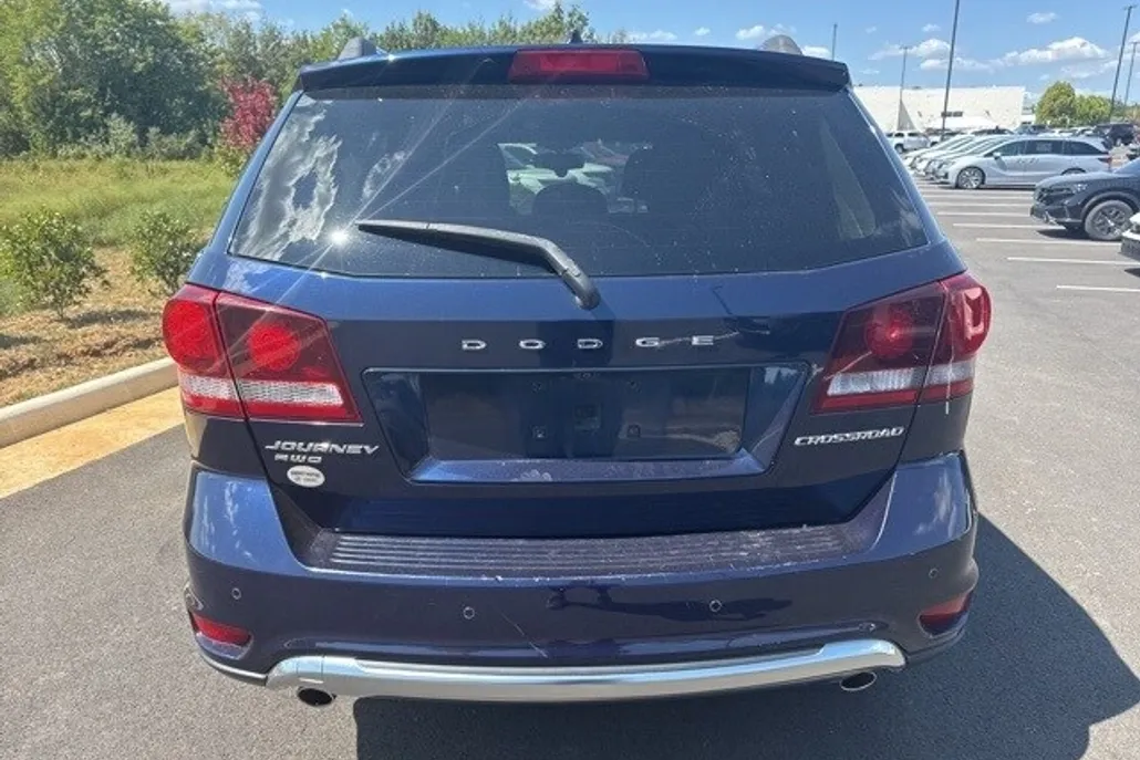 2017 Dodge Journey Crossroad photo 1