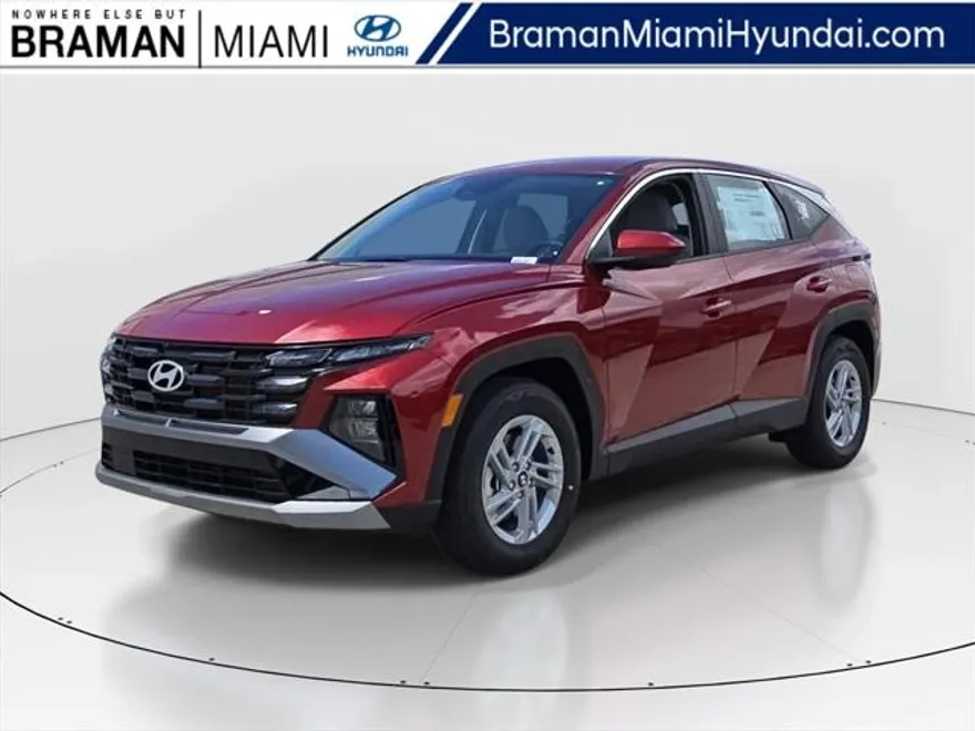 2025 Hyundai Tucson SE photo 1