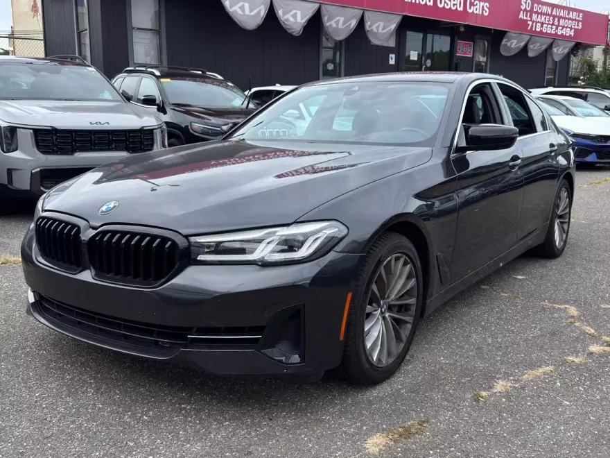 2022 Bmw 530i photo 1