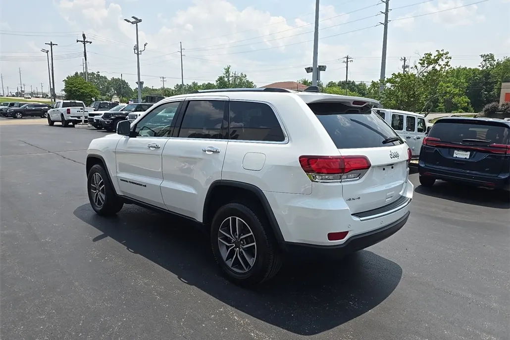 2022 Jeep Cherokee Limited photo 1