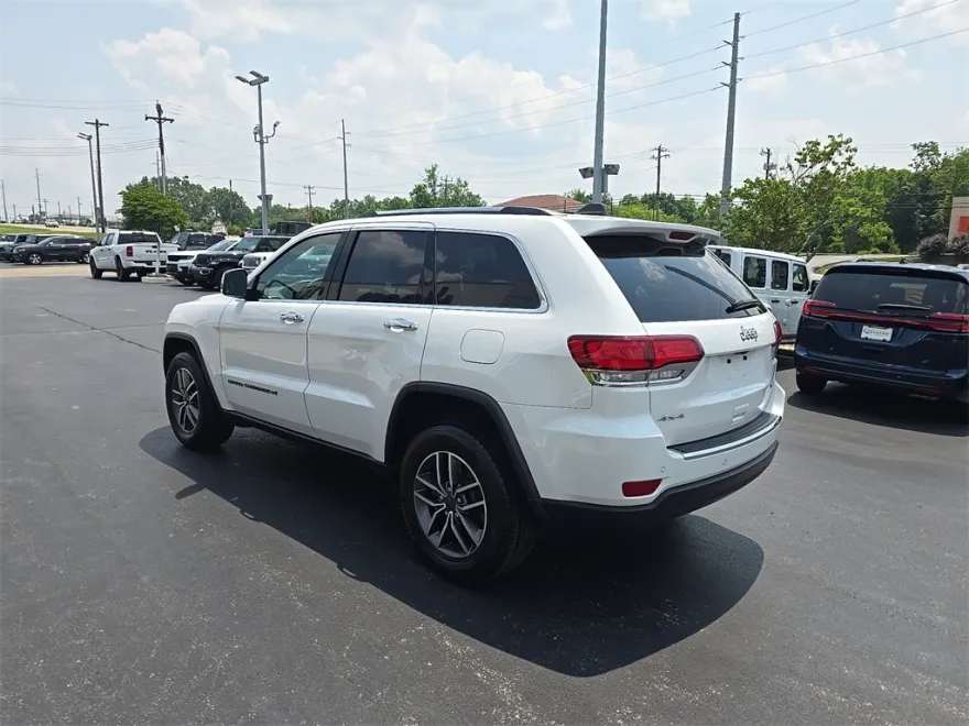 2022 Jeep Cherokee Limited photo 1