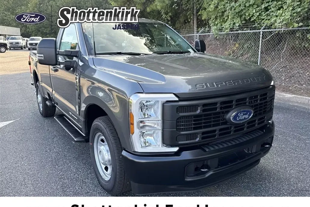 2026 Ford F-350 XL photo 1