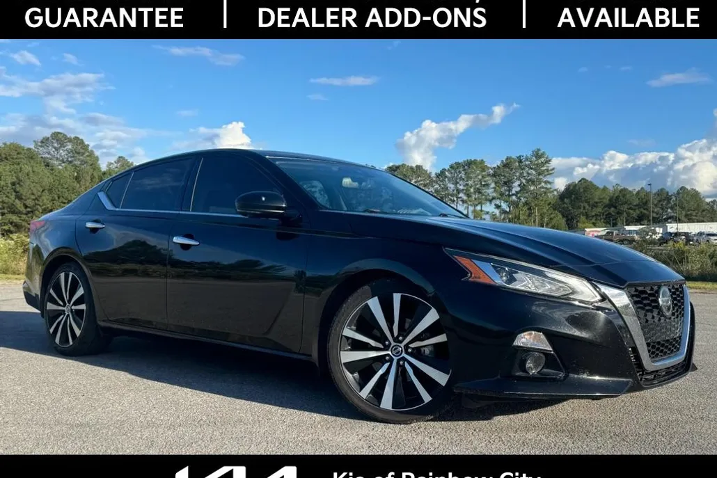 2020 Nissan Altima Platinum photo 1