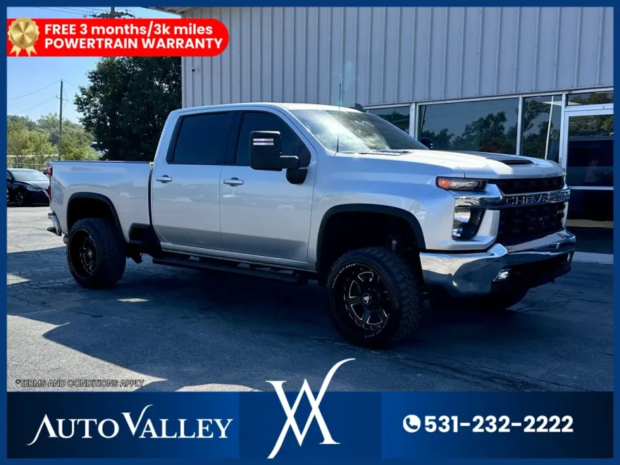 2021 Chevrolet Silverado 2500HD LT photo 1
