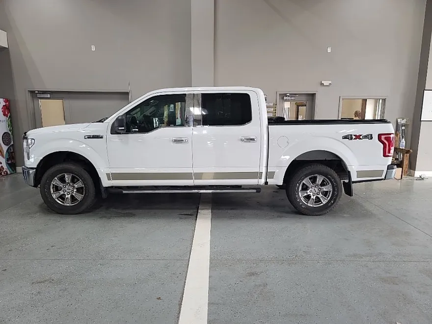 2016 Ford F-150 XLT photo 1