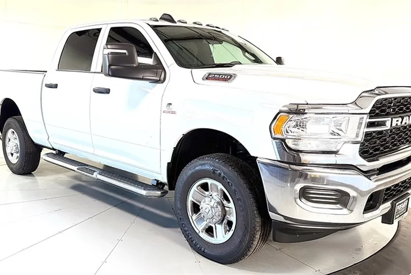 2024 Ram 2500 Tradesman photo 1