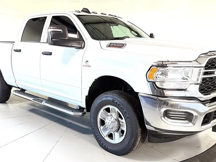 2024 Ram 2500 Tradesman photo 1
