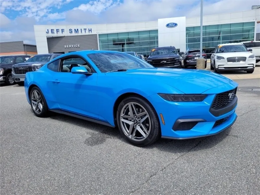 2025 Ford Mustang EcoBoost photo 1