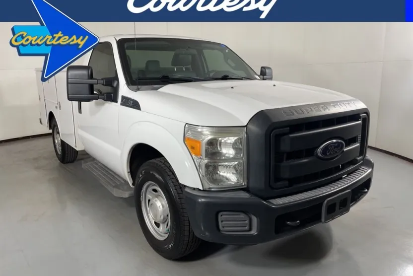 2016 Ford F-250 XL photo 1