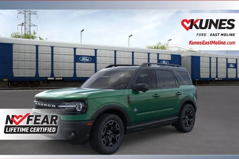 2025 Ford Bronco Sport Outer Banks photo 1