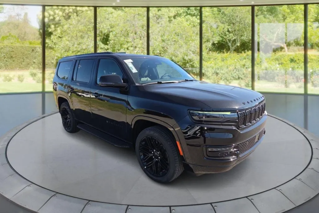 2025 Jeep Wagoneer Carbide photo 1
