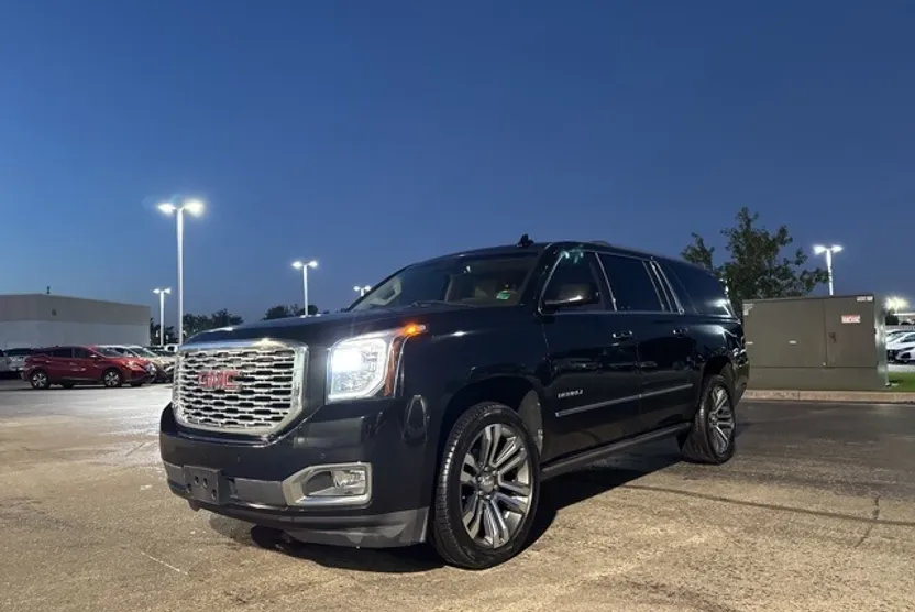 2018 Gmc Yukon XL Denali photo 1