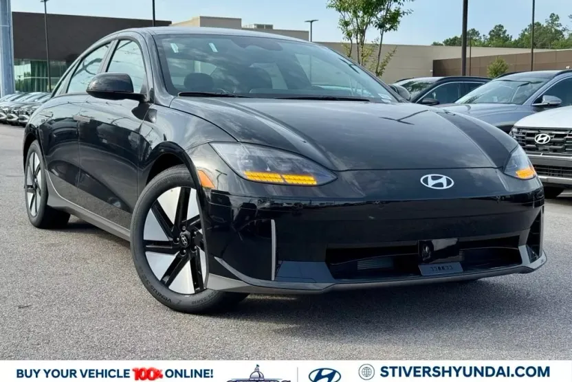 2025 Hyundai Ioniq 6 SE photo 1