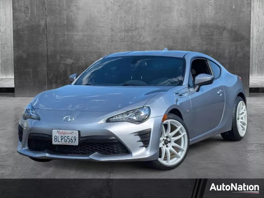 2019 Toyota GR86 Base photo 1