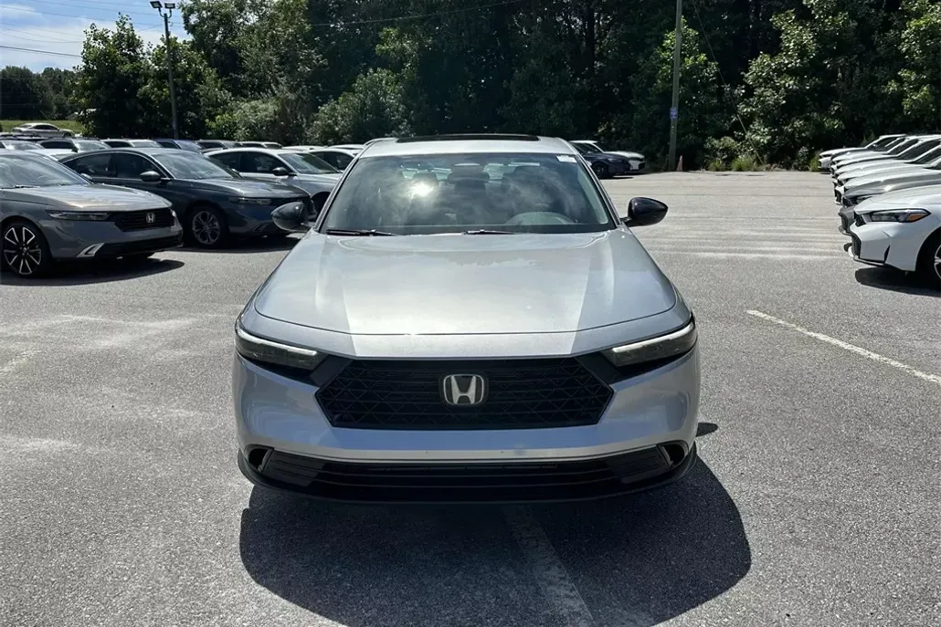 2025 Honda Accord SE photo 1