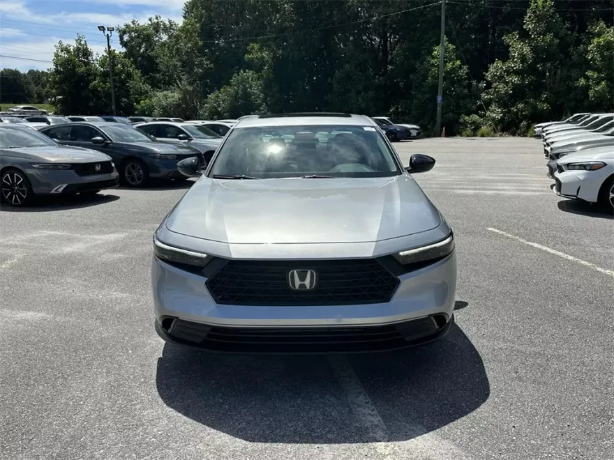 2025 Honda Accord SE photo 1