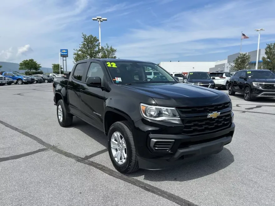 2022 Chevrolet Colorado LT photo 1