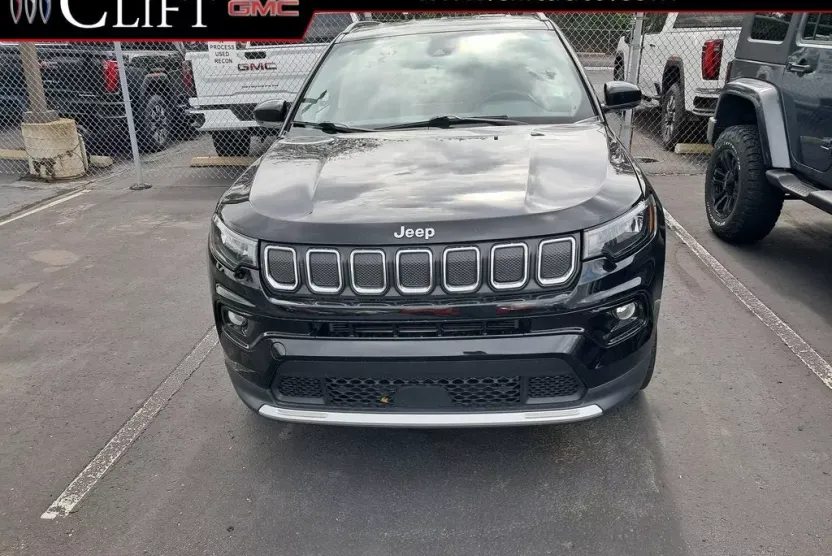 2022 Jeep Compass Limited photo 1