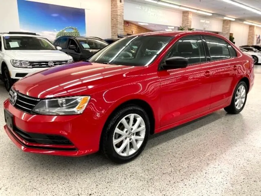 2015 Volkswagen Jetta 1.8T SE photo 1