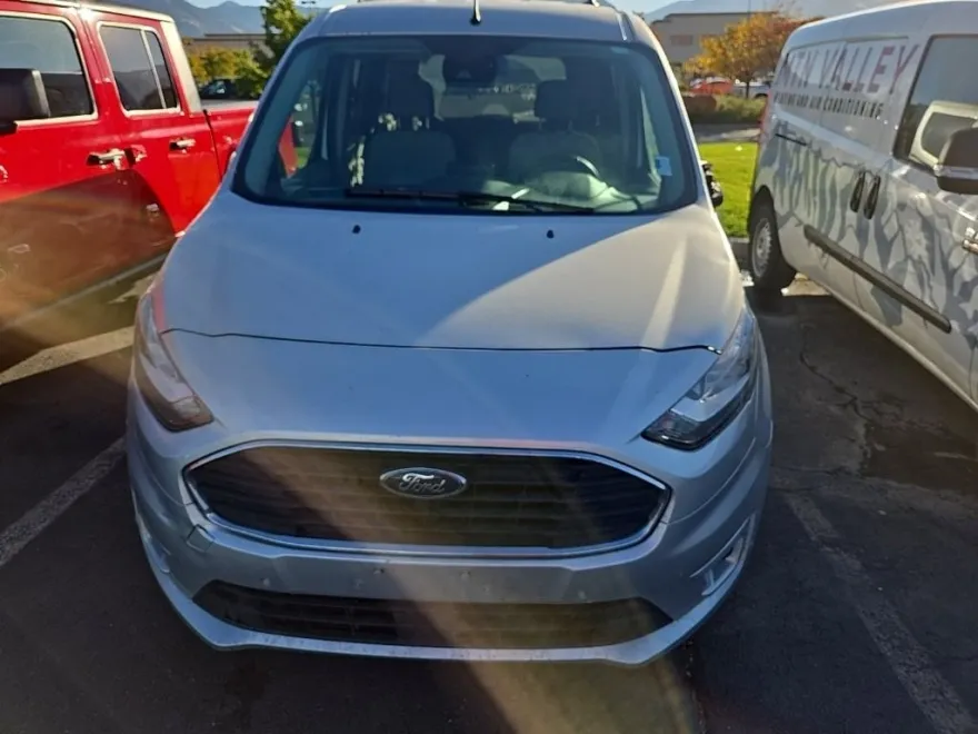2022 Ford Transit Connect XLT photo 1
