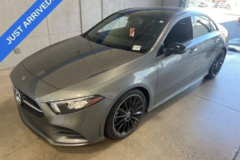 2020 Mercedes Benz A 220 photo 1