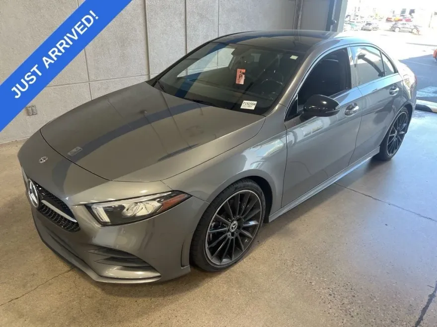 2020 Mercedes Benz A 220 photo 1