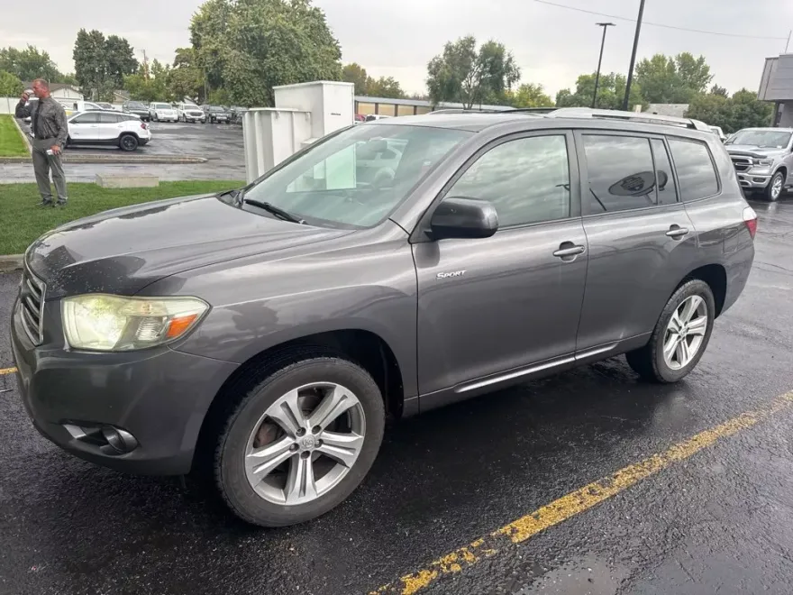 2008 Toyota Highlander Sport photo 1