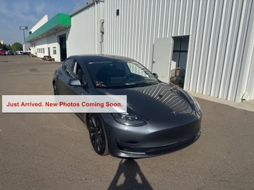 2023 Tesla Model 3 Performance photo 1