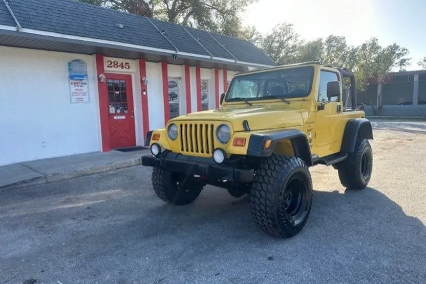2000 Jeep Wrangler Sport photo 1