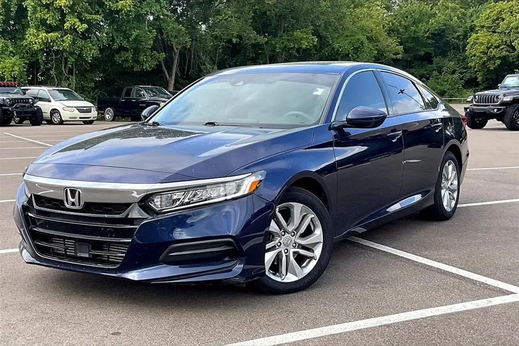 2020 Honda Accord LX photo 1