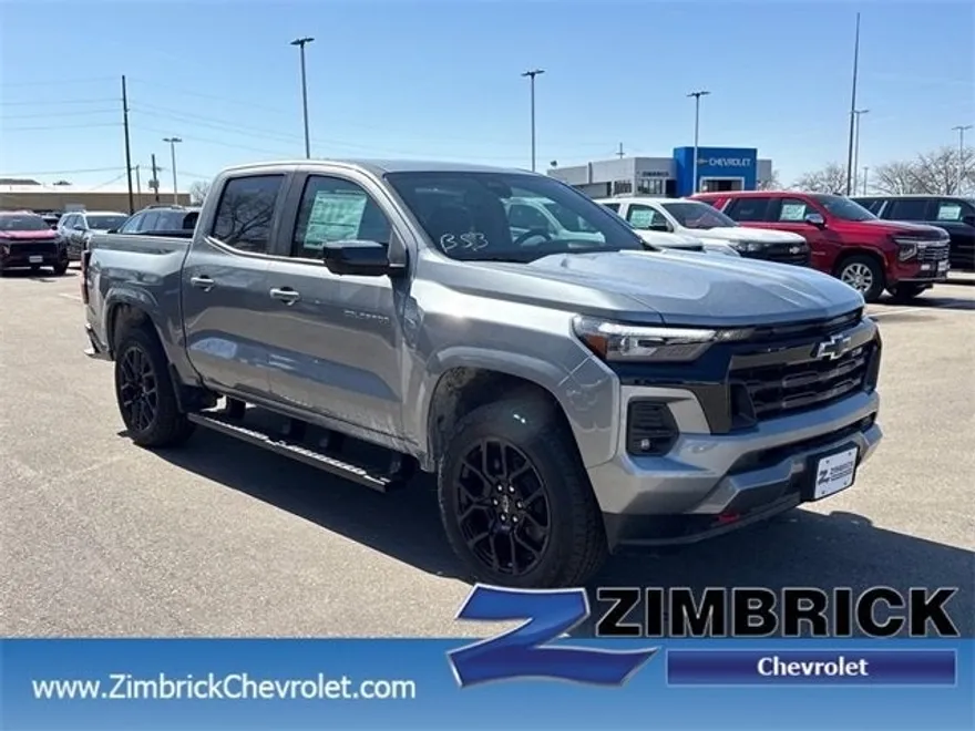2025 Chevrolet Colorado Z71 photo 1