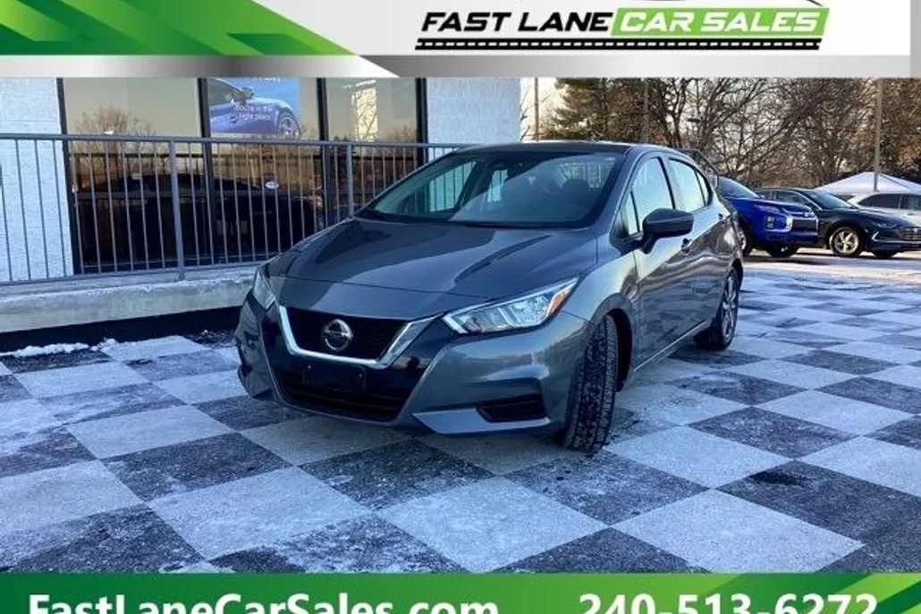 2021 Nissan Versa 1.6 SV photo 1