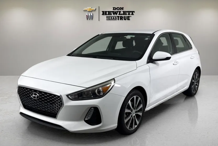 2018 Hyundai Elantra GT Base photo 1