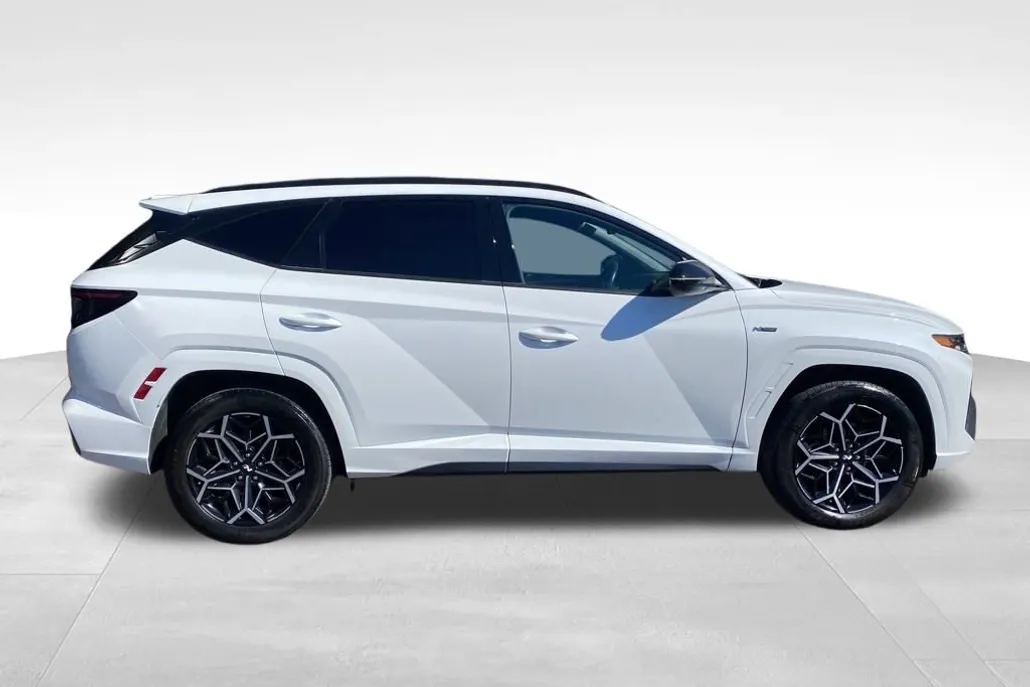 2022 Hyundai Tucson N Line photo 1