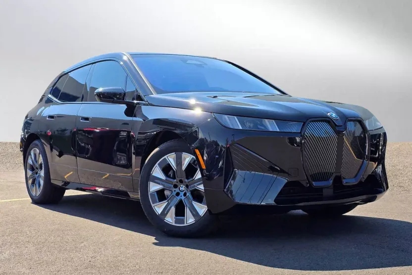 2026 Bmw iX photo 1