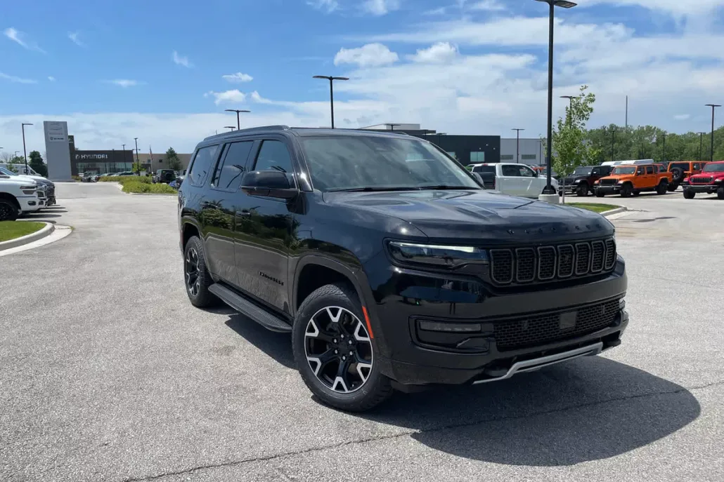 2025 Jeep Wagoneer Series II Overland photo 1