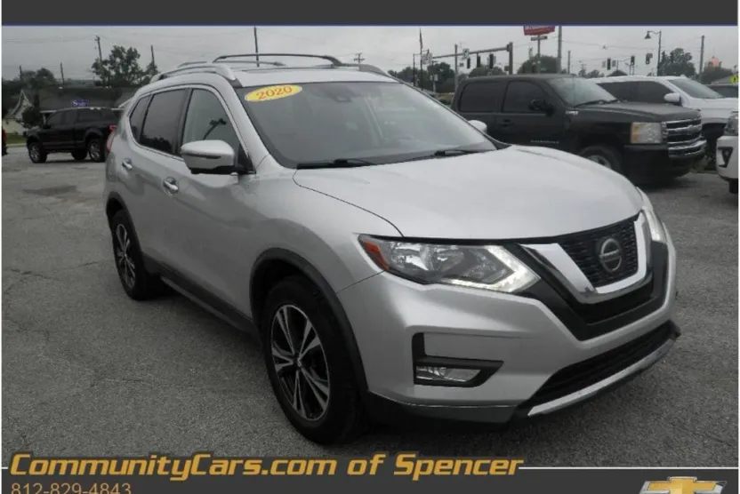 2020 Nissan Rogue SV photo 1