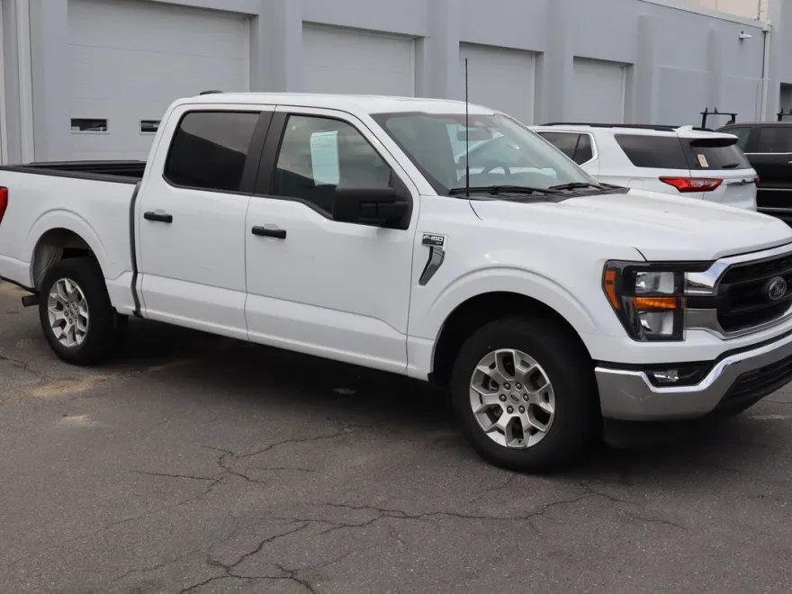 2023 Ford F-150 XLT photo 1