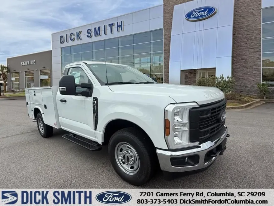 2025 Ford F-250 XL photo 1