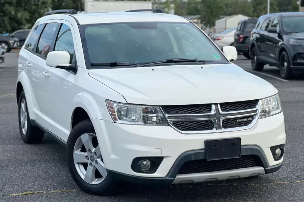 2012 Dodge Journey SXT photo 1