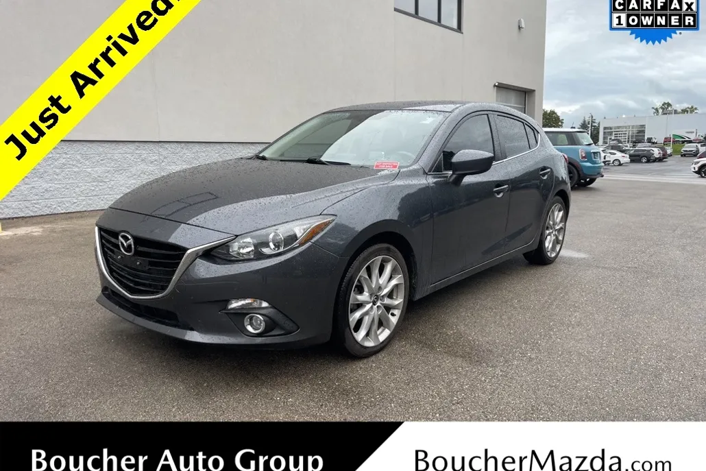2016 Mazda Mazda3 Grand Touring photo 1