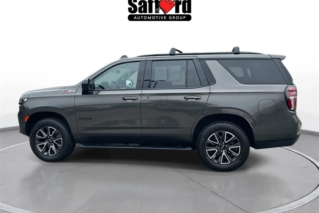 2021 Chevrolet Tahoe Z71 photo 1