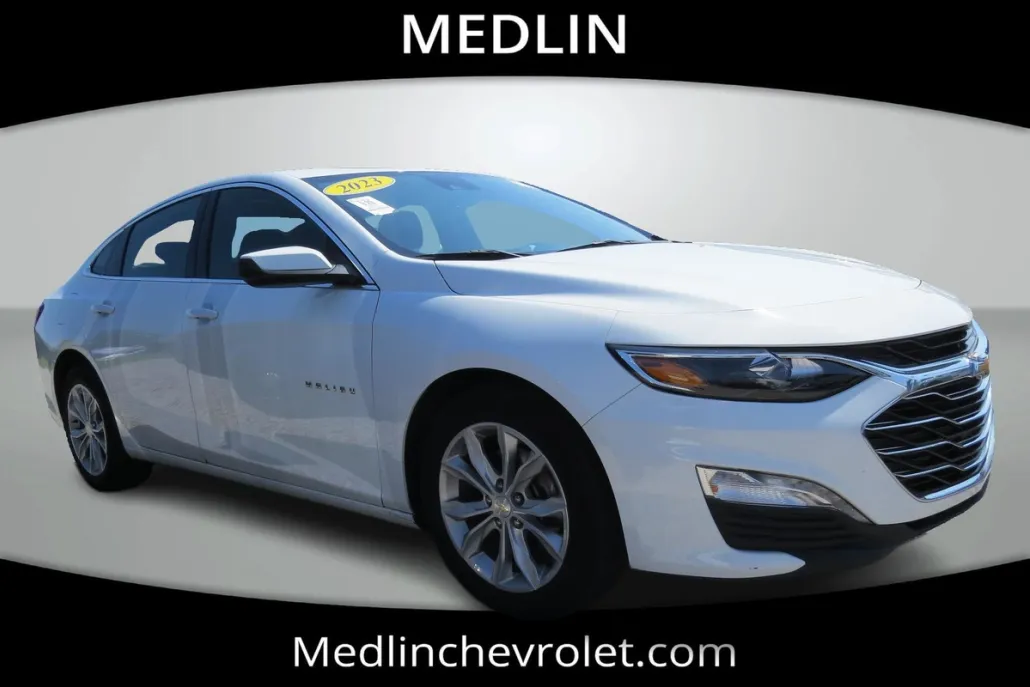 2023 Chevrolet Malibu 1LT photo 1
