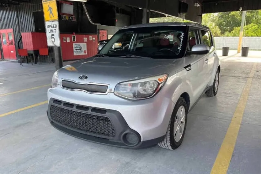 2016 Kia Soul Base photo 1