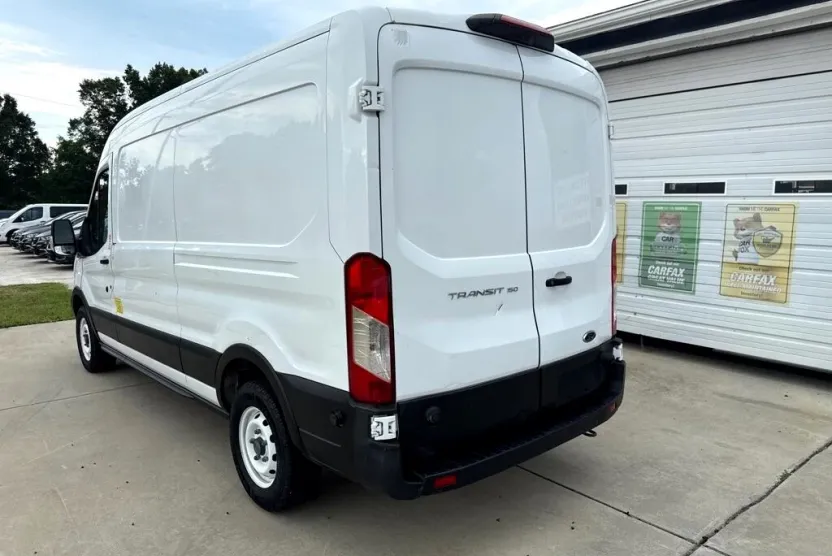 2019 Ford Transit Van photo 1