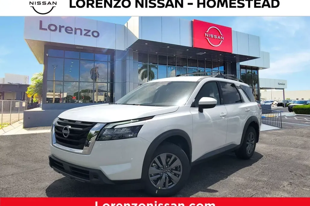 2025 Nissan Pathfinder SV photo 1
