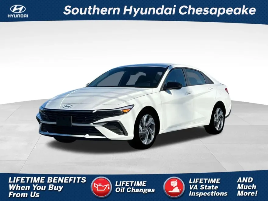 2025 Hyundai Elantra SEL Sport photo 1