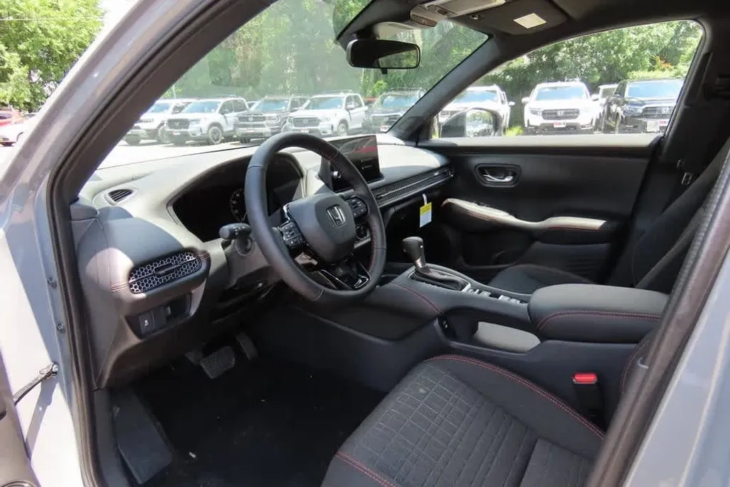2026 Honda HR-V Sport photo 1