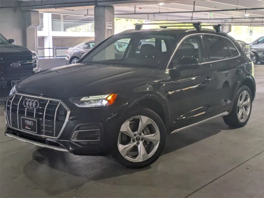 2021 Audi Q5 45 Premium photo 1