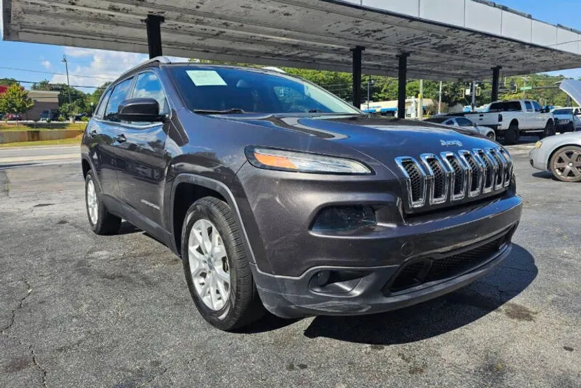 2015 Jeep Cherokee Latitude photo 1